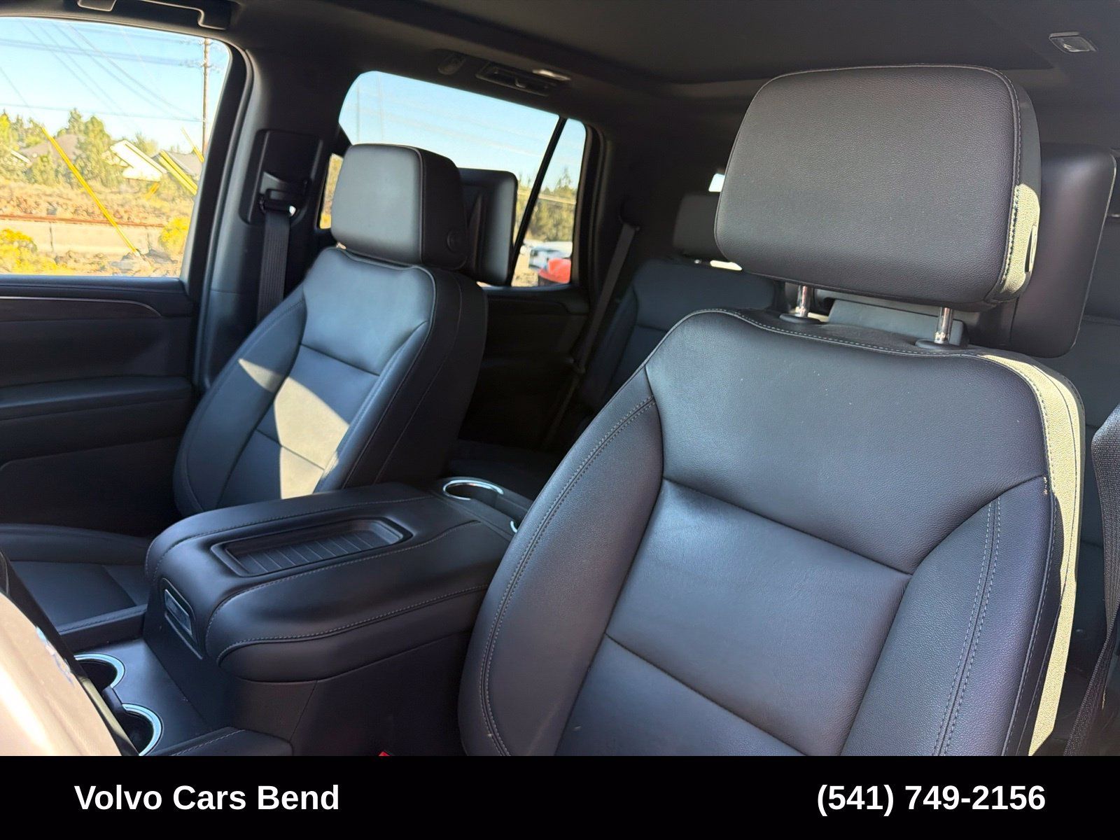 Used 2023 Chevrolet Tahoe Z71 w/ Luxury Package AWD/4WD image 19