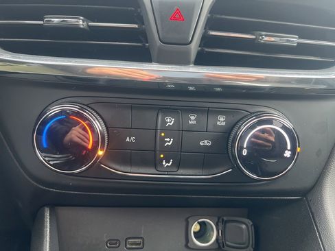 Used 2025 Buick Encore GX Preferred image 20