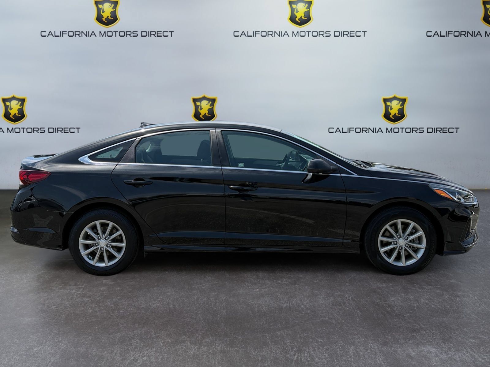 Used 2019 Hyundai Sonata SE w/ Cargo Package FWD image 6