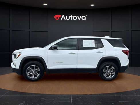 Used 2025 GMC Terrain Elevation AWD/4WD image 2