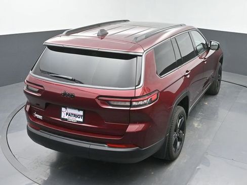 New 2026 Jeep Grand Cherokee L Limited w/ Limited Altitude Package AWD/4WD image 38