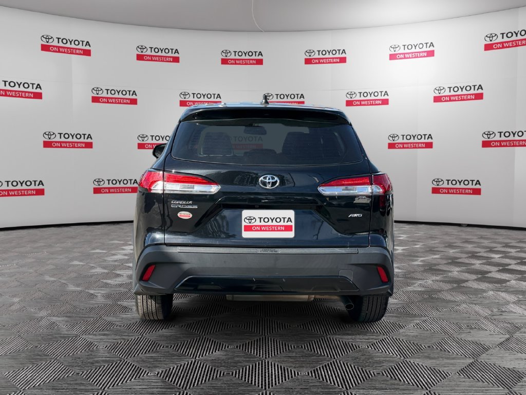 Used 2023 Toyota Corolla Cross L AWD/4WD image 6
