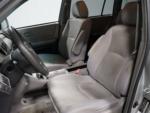 Used 2006 Toyota Highlander 2WD image 6