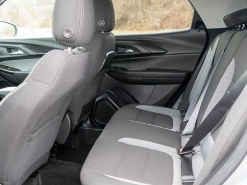 Used 2023 Chevrolet TrailBlazer LT w/ Convenience Package image 12