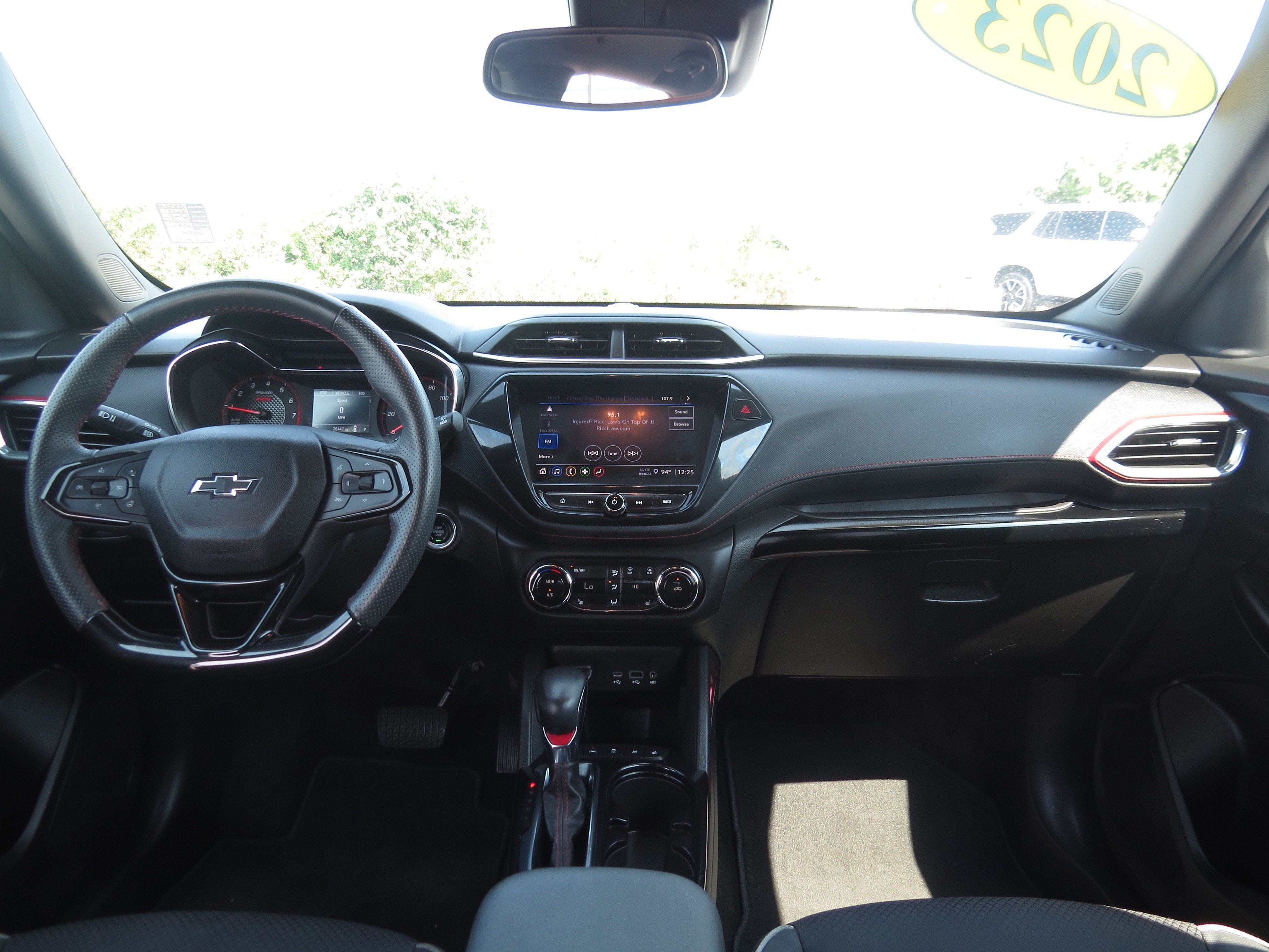 Used 2023 Chevrolet TrailBlazer RS w/ Convenience Package FWD image 15