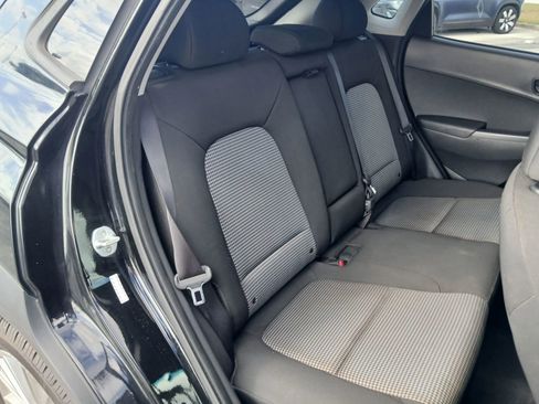Used 2018 Hyundai Kona SEL FWD image 16