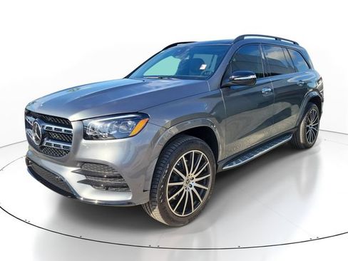 Used 2022 Mercedes-Benz GLS 450 4MATIC image 4