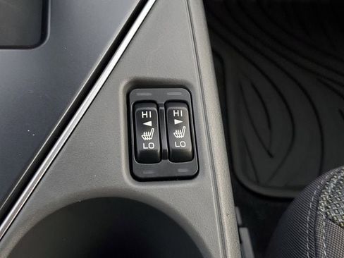 Certified 2024 Subaru Crosstrek 2.0i Premium image 31