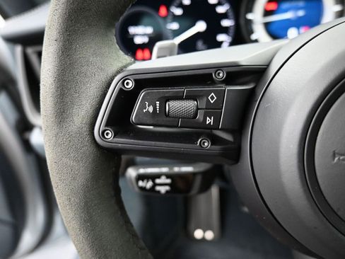 Used 2022 Porsche 911 Carrera 4 GTS image 11