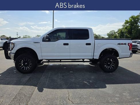 Used 2017 Ford F150 XLT w/ Equipment Group 301A Mid AWD/4WD image 7