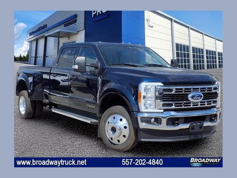 Used 2023 Ford F450 XLT image 1