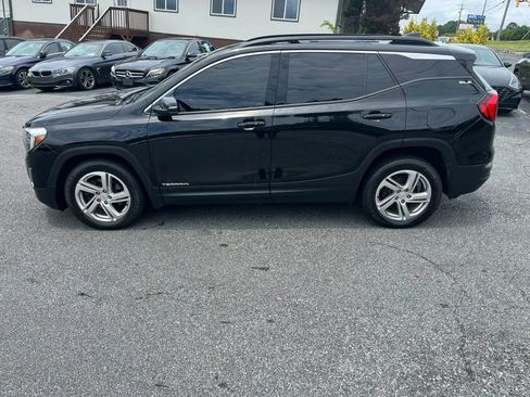 Used 2019 GMC Terrain SLE w/ Driver Convenience Package AWD/4WD image 3