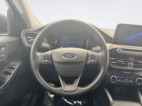 Used 2025 Ford Escape Active AWD/4WD image 12