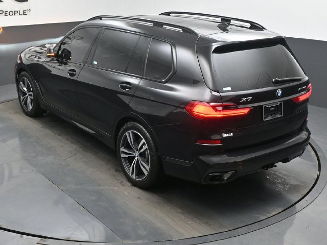Used 2021 BMW X7 xDrive40i w/ M Sport Package AWD/4WD image 47