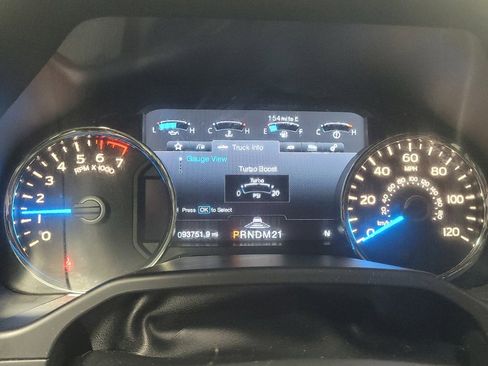 Used 2015 Ford F150 Lariat w/ Equipment Group 502A Luxury AWD/4WD image 23