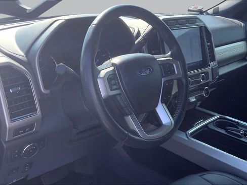 Used 2022 Ford F350 Lariat w/ Lariat Ultimate Package AWD/4WD image 17