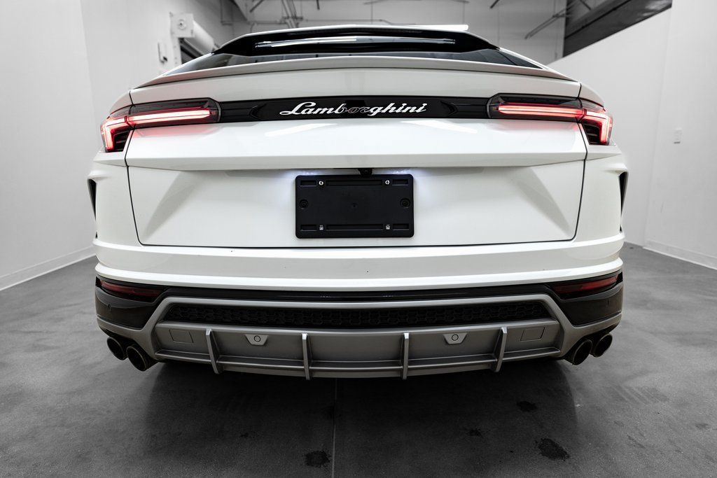 Used 2021 Lamborghini Urus AWD/4WD image 44