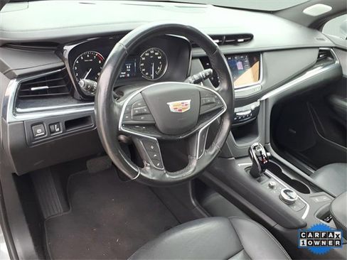 Used 2023 Cadillac XT5 Premium Luxury image 8