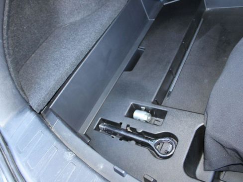 Used 2022 Lexus UX 250h w/ Accessory Package (Z2) AWD/4WD image 33