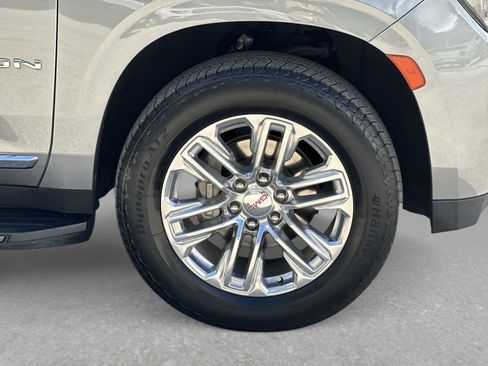 Certified 2023 GMC Yukon SLT w/ SLT Premium Package AWD/4WD image 33