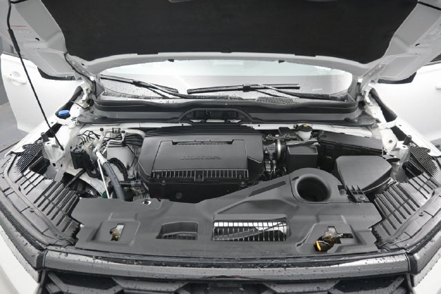 Certified 2025 Honda Pilot Sport image 34
