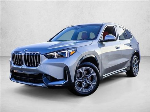 Used 2025 BMW X1 xDrive28i image 1