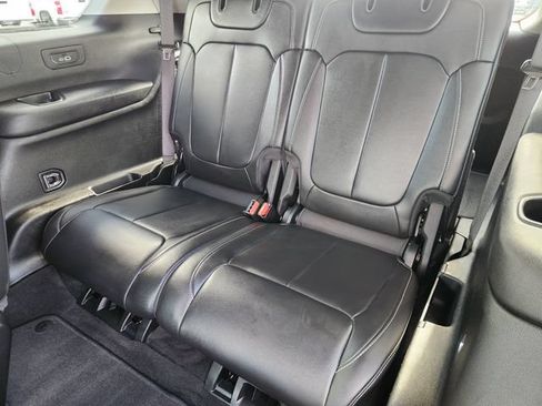 Used 2021 Jeep Grand Cherokee L Limited AWD/4WD image 31
