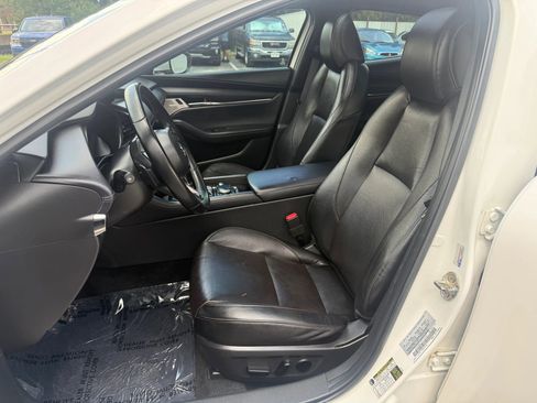 Used 2022 MAZDA MAZDA3 s image 10