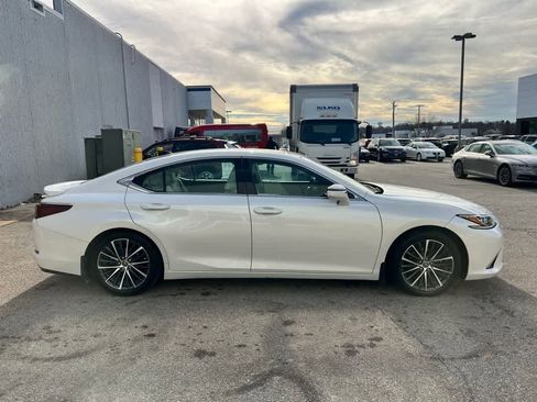Used 2022 Lexus ES 350 w/ Premium Package image 7