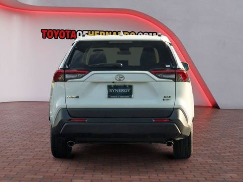 Used 2025 Toyota RAV4 XLE w/ Convenience Package AWD/4WD image 7