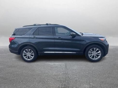 Certified 2023 Ford Explorer XLT w/ Equipment Group 202A AWD/4WD image 6