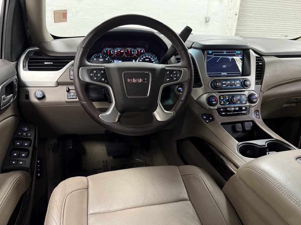 Used 2017 GMC Yukon SLT w/ HD Trailering Package RWD image 13