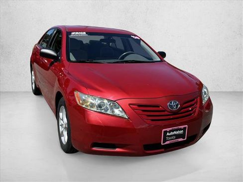 Used 2008 Toyota Camry LE FWD image 3