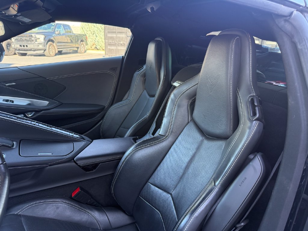 Used 2022 Chevrolet Corvette Stingray Coupe w/ Battery Protection Package RWD image 22