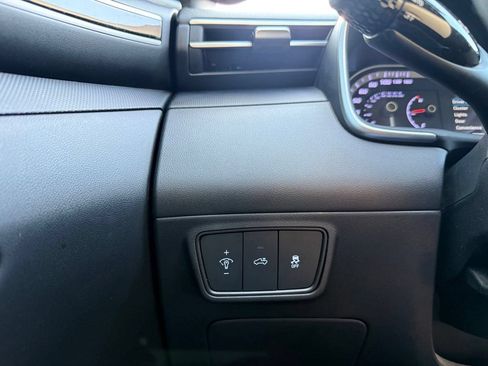 Used 2022 Hyundai Santa Cruz SEL FWD image 13