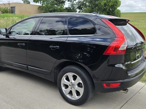 Used 2013 Volvo XC60 3.2 Premier Plus FWD image 5