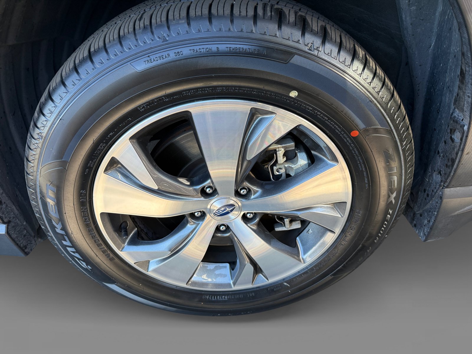 Used 2024 Subaru Ascent Premium w/ Convenience Package AWD/4WD image 9