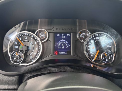 Used 2021 RAM 2500 Big Horn image 31