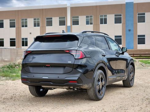 New 2026 Kia Sportage X-Line AWD/4WD image 3
