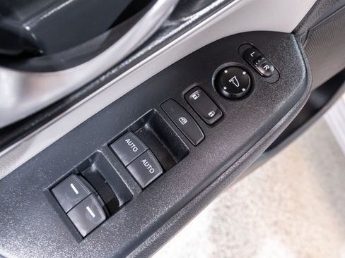 Used 2019 Honda CR-V EX-L image 13