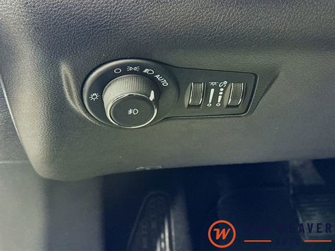 Used 2024 Jeep Compass Limited w/ Sun and Sound Group image 10