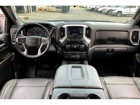 Used 2019 Chevrolet Silverado 1500 LT Trail Boss image 17