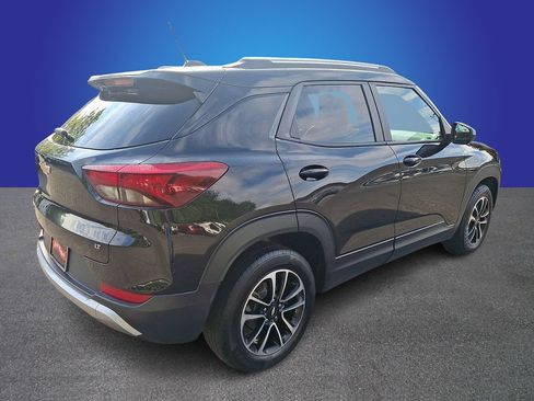 Used 2024 Chevrolet TrailBlazer LT FWD image 4