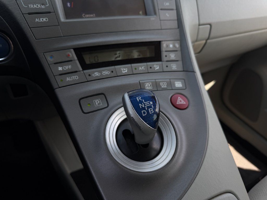 Used 2012 Toyota Prius Two FWD image 19