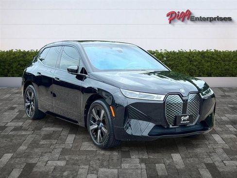 Used 2025 BMW iX xDrive50 AWD/4WD image 6