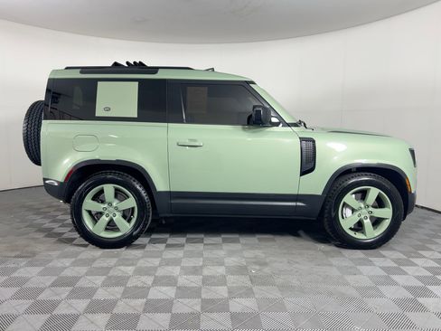 Used 2023 Land Rover Defender 110 75th Limited Edition image 7