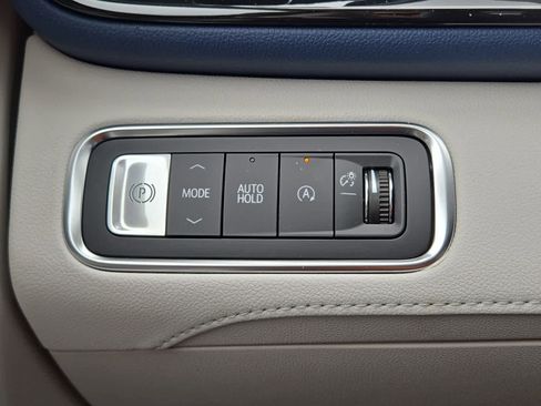 New 2026 Buick Enclave Avenir w/ Super Cruise Package image 17