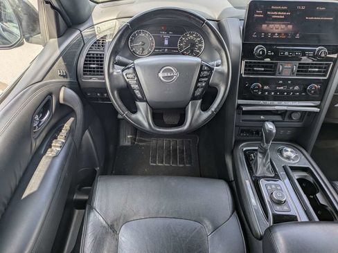 Used 2023 Nissan Armada SL w/ Midnight Edition Package AWD/4WD image 2