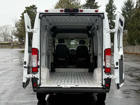 Used 2020 RAM ProMaster 2500 FWD image 9