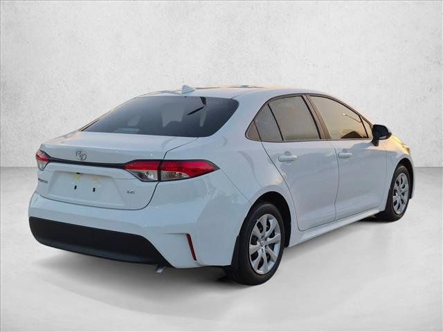 New 2026 Toyota Corolla LE FWD image 2